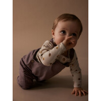 Baby Einteiler mit Kn&ouml;pfen und Taschen, aubergine